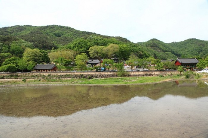 화순군이 화순군 소재 전통사찰의 재해 예방을 위한 재난·방재 시설 특별 점검에 나섰다. 사진은 점검 대상 6곳 중 하나인 쌍봉사 전경