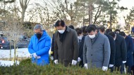 장성군이 2일 오전 충혼탑 참배로 2023년의 문을 열었다